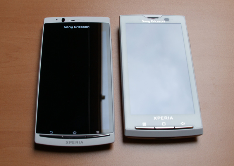 Xperia Arc S und Xperia X10