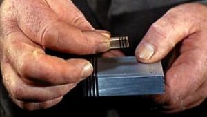 007_Gadget_04_350